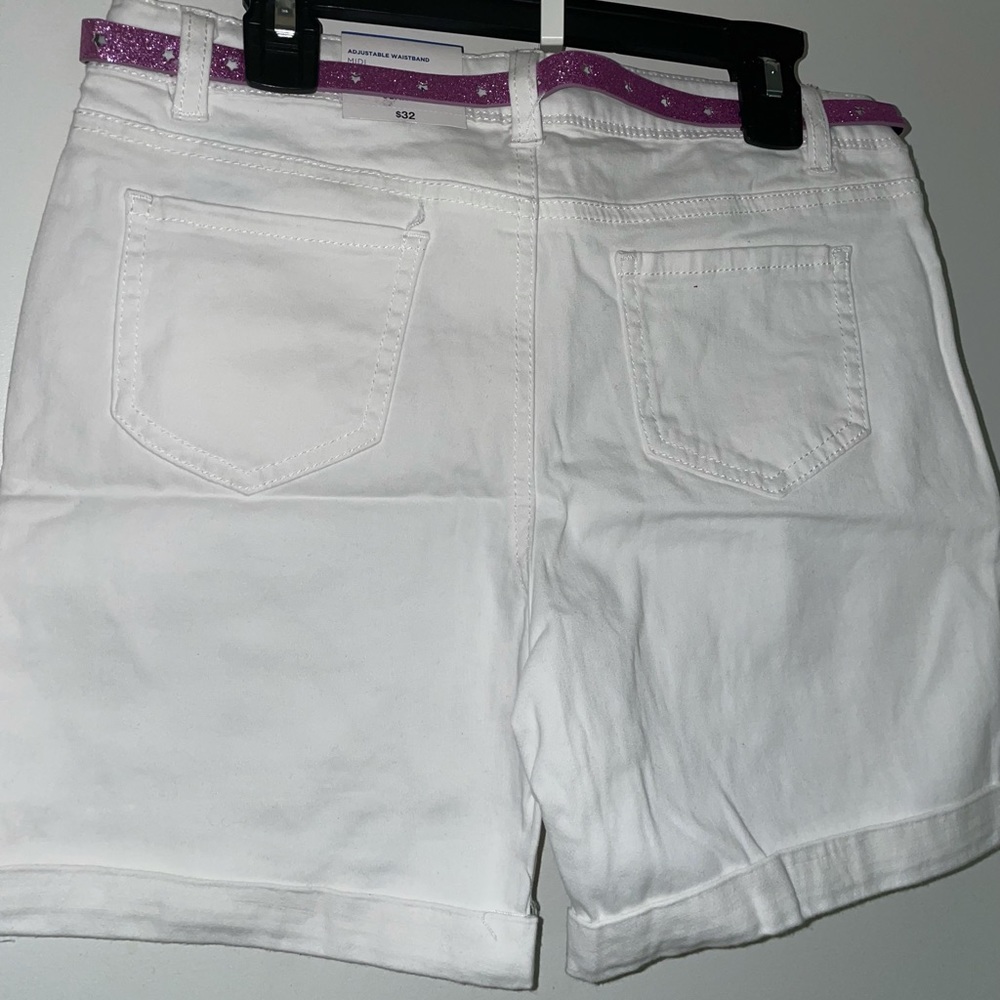 Girls Shorts - Picture 2 of 5